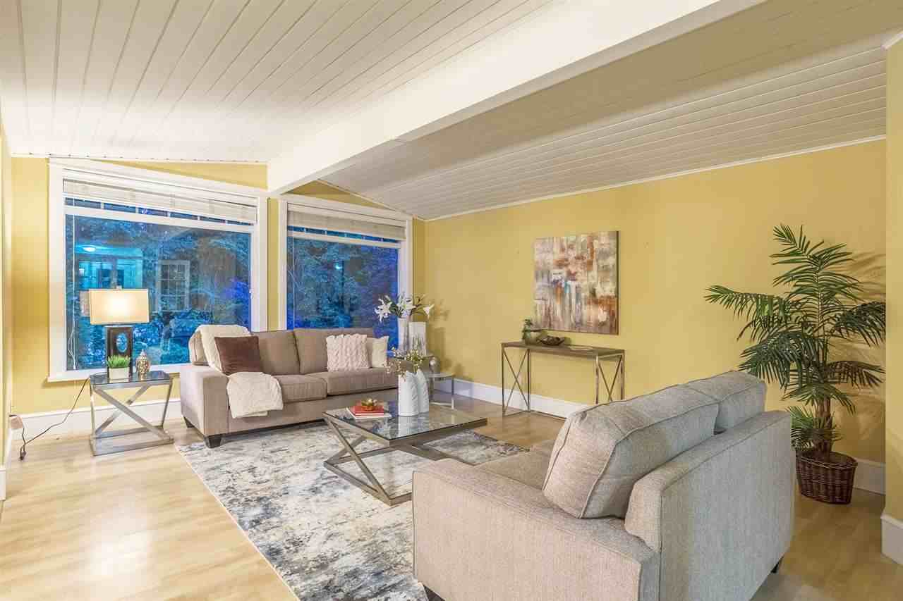 1170 Ehkolie Crescent - Photo 2 of 13