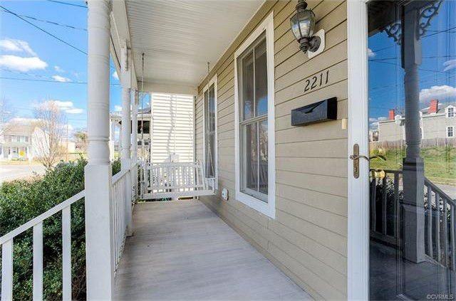 2211 Q St - Photo 3 of 19