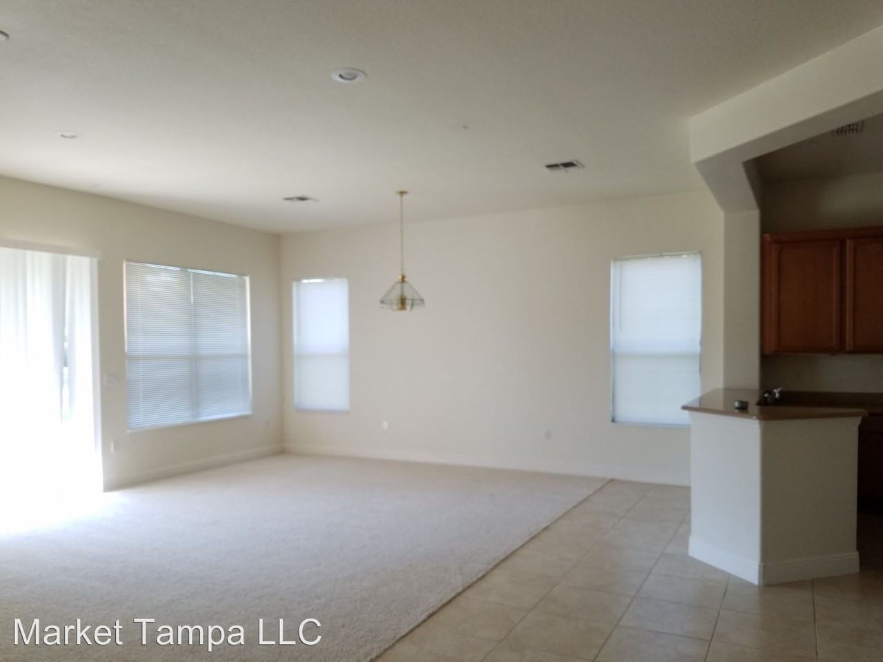 220 Indian Wells Ave - Photo 2 of 5