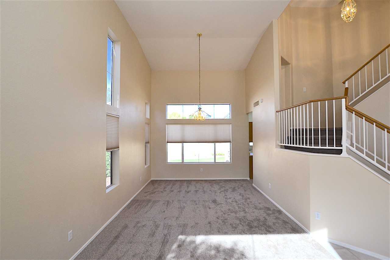 1516 E Princeton Ave - Photo 3 of 27