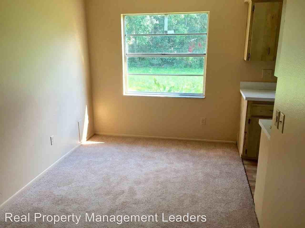 27254 Roper Rd - Photo 3 of 8