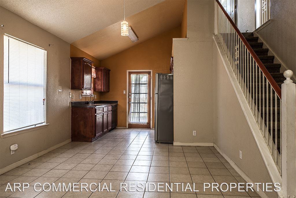 9149 Sweet Acacia Ln - Photo 2 of 15