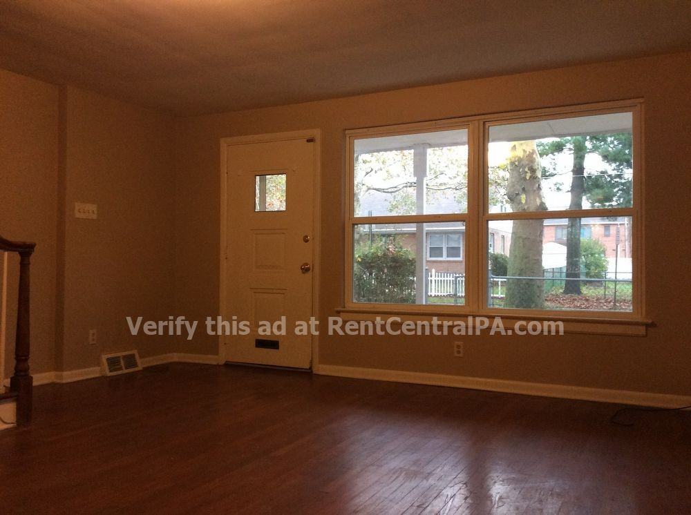 1504 Sycamore St - Photo 3 of 18