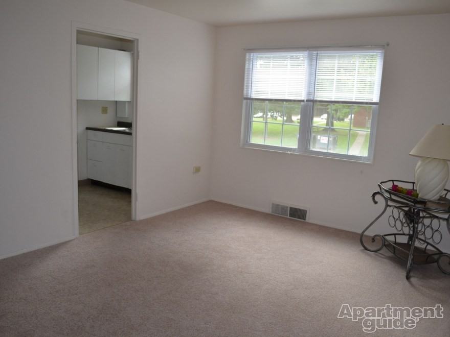 1907 Pleasantdale Road - Photo 3 of 13