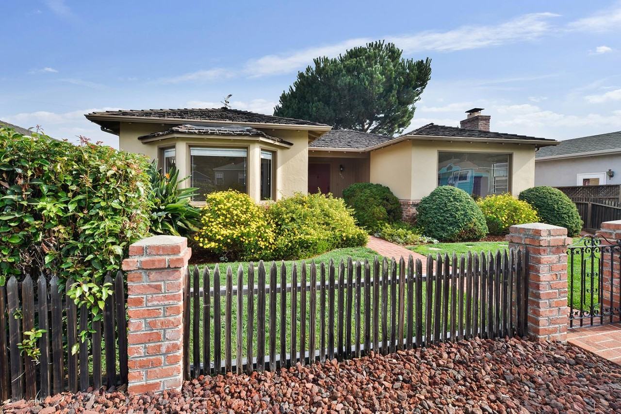 1425 5th Ave - Photo 3 of 41