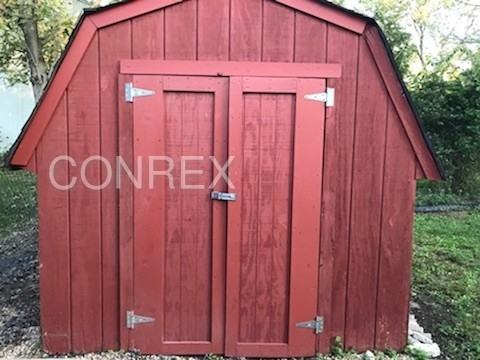 10112 Manistee Way - Photo 2 of 12