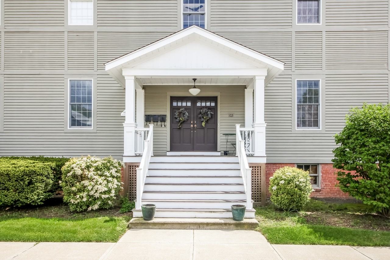 103 Boston St #B - Photo 2 of 29