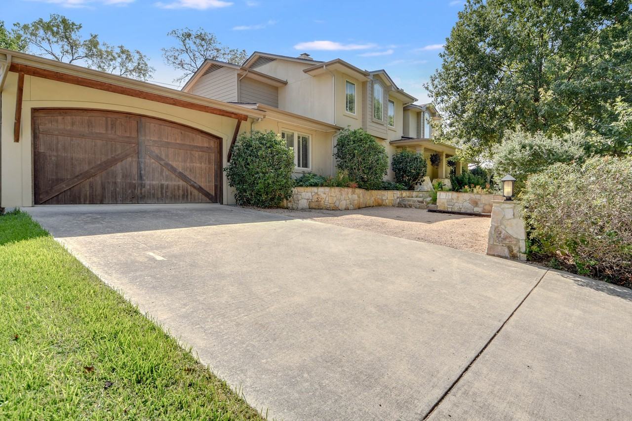 612 Canterbury Hill St - Photo 2 of 25