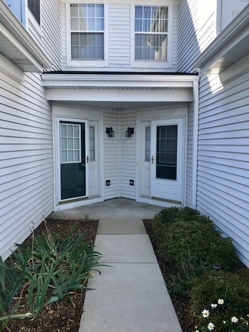 17811 W Salisbury Dr - Photo 2 of 22