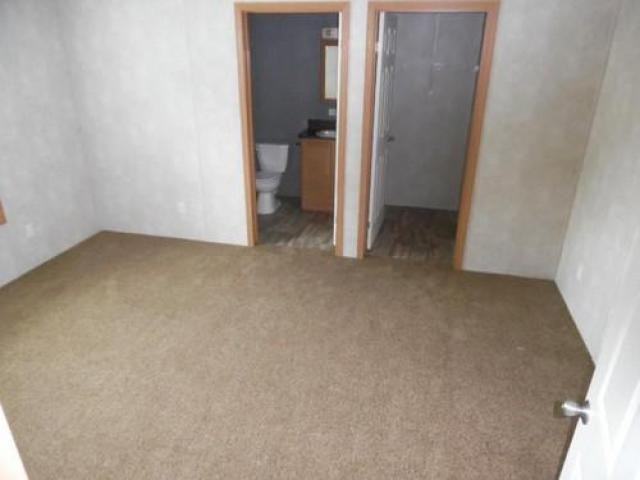 235 Brookside Manor - Photo 2 of 4