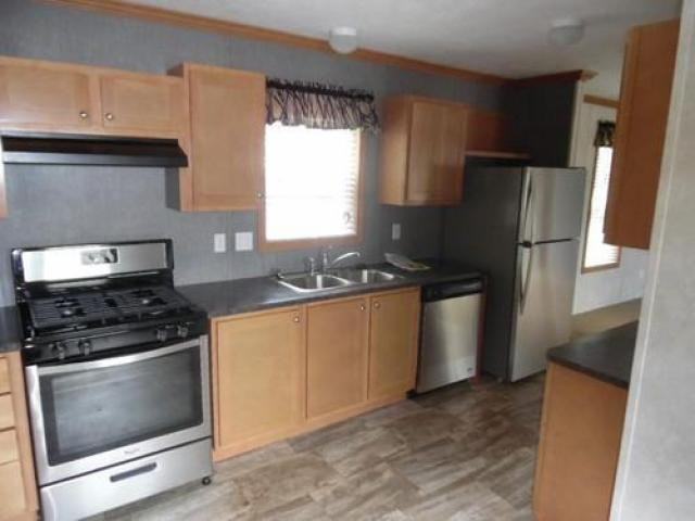 235 Brookside Manor - Photo 3 of 4