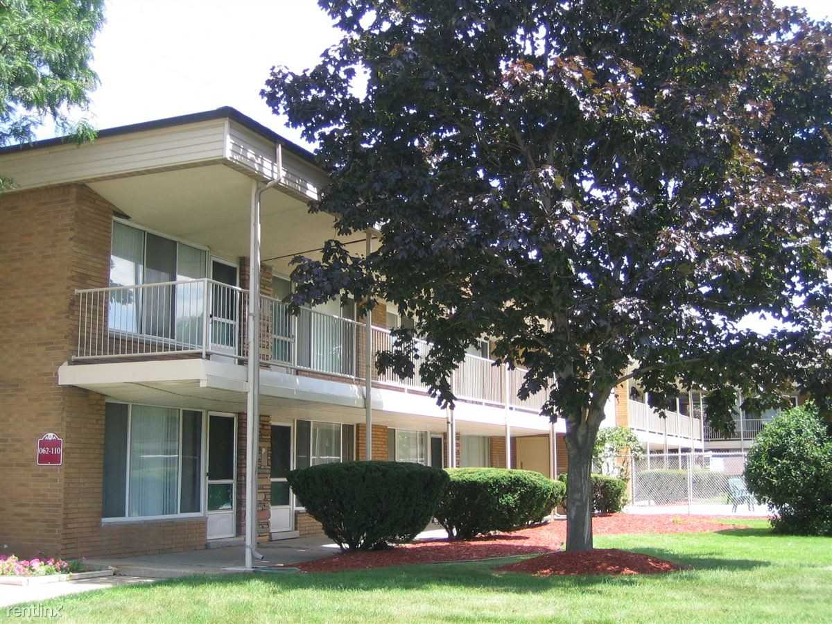 Manor House Apartments - Photo 2 of 9