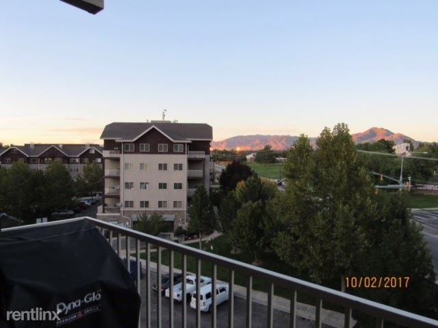 Wolf Hollow Property - Photo 2 of 35