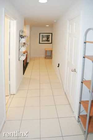 1509 Swann St NW - Photo 3 of 4