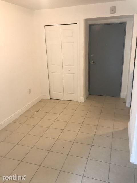 1531 Northwest 16th Avenue - Photo 2 of 12