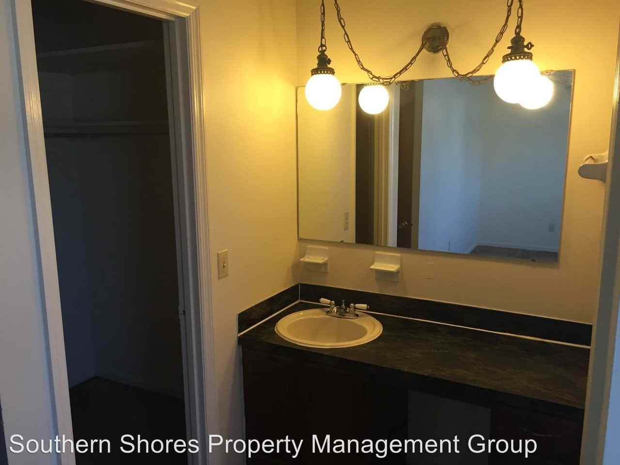 329 Salem Dr - Photo 3 of 9