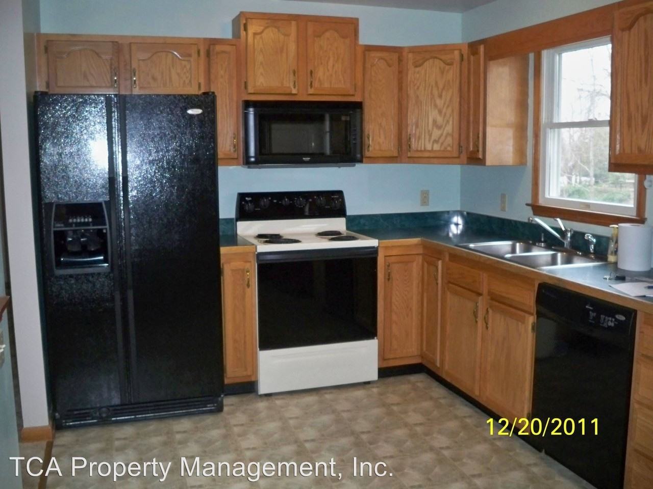 47 Lincoln Ave - Photo 2 of 15