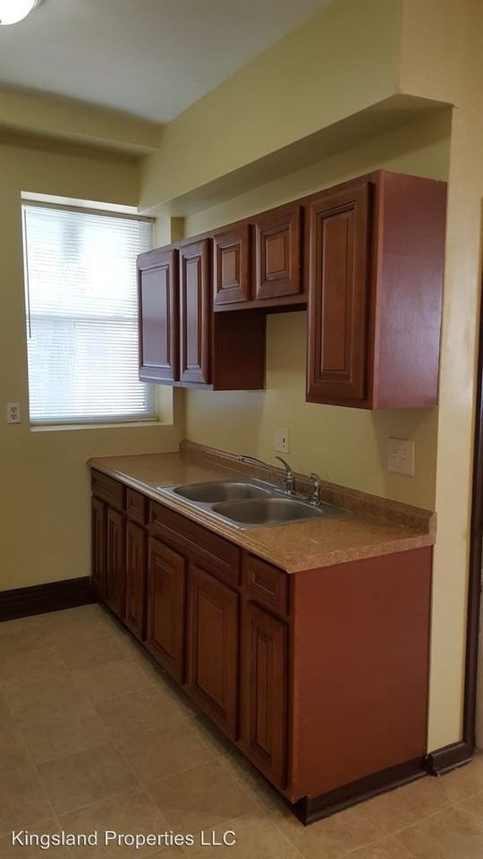 2153 Stansbury - Photo 2 of 5