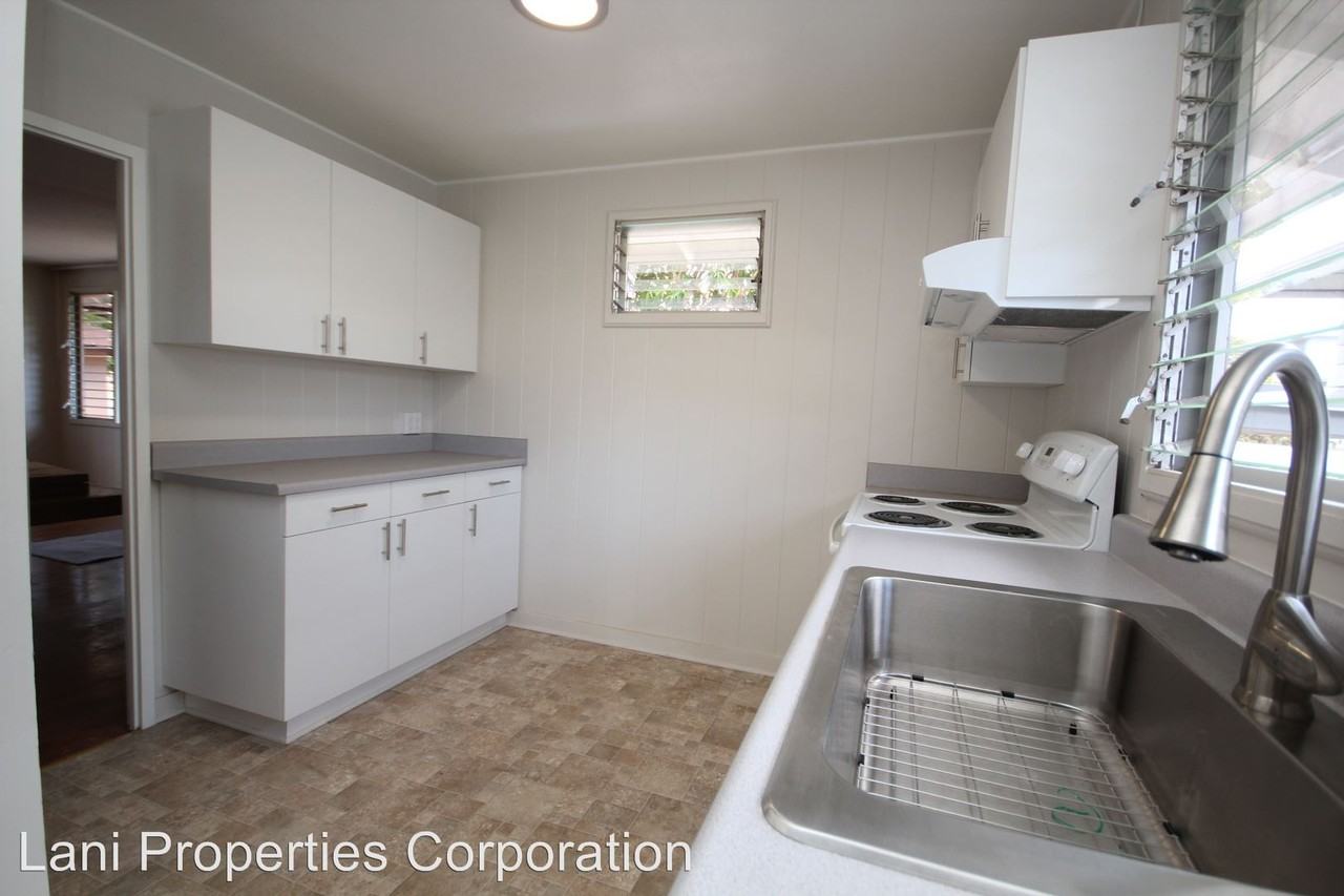 3467 Winam Ave - Photo 3 of 10