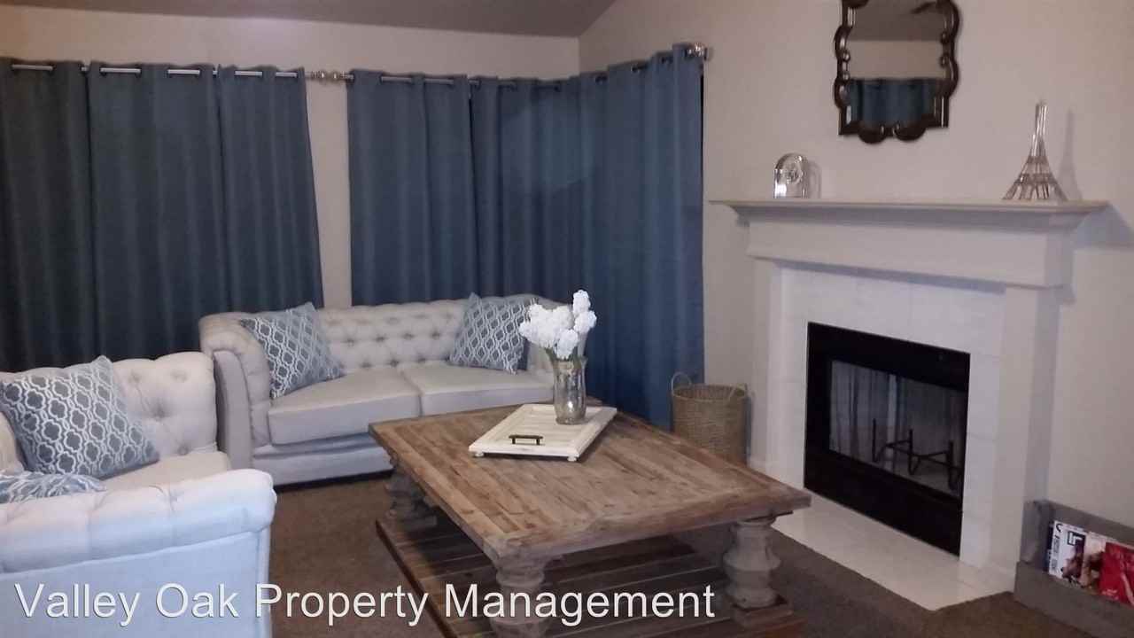 4721 Sun Brook Dr - Photo 2 of 7