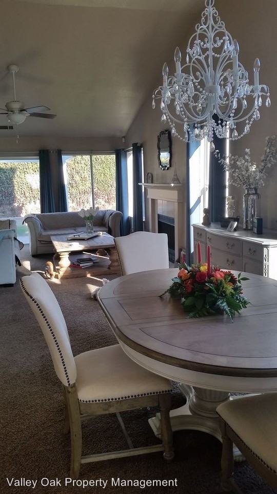 4721 Sun Brook Dr - Photo 3 of 7