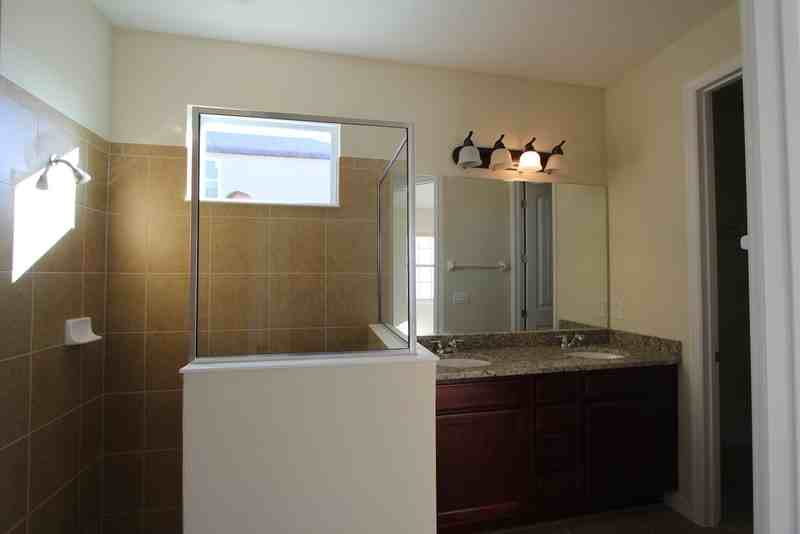 13784 Summerport Trail Loop - Photo 3 of 16