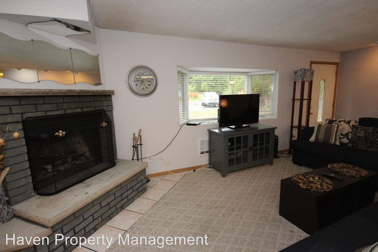 9704 204th Ave Ct E - Photo 3 of 6