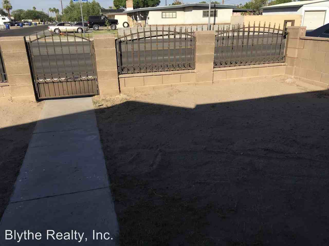 1723 S Yuma Cir - Photo 2 of 10