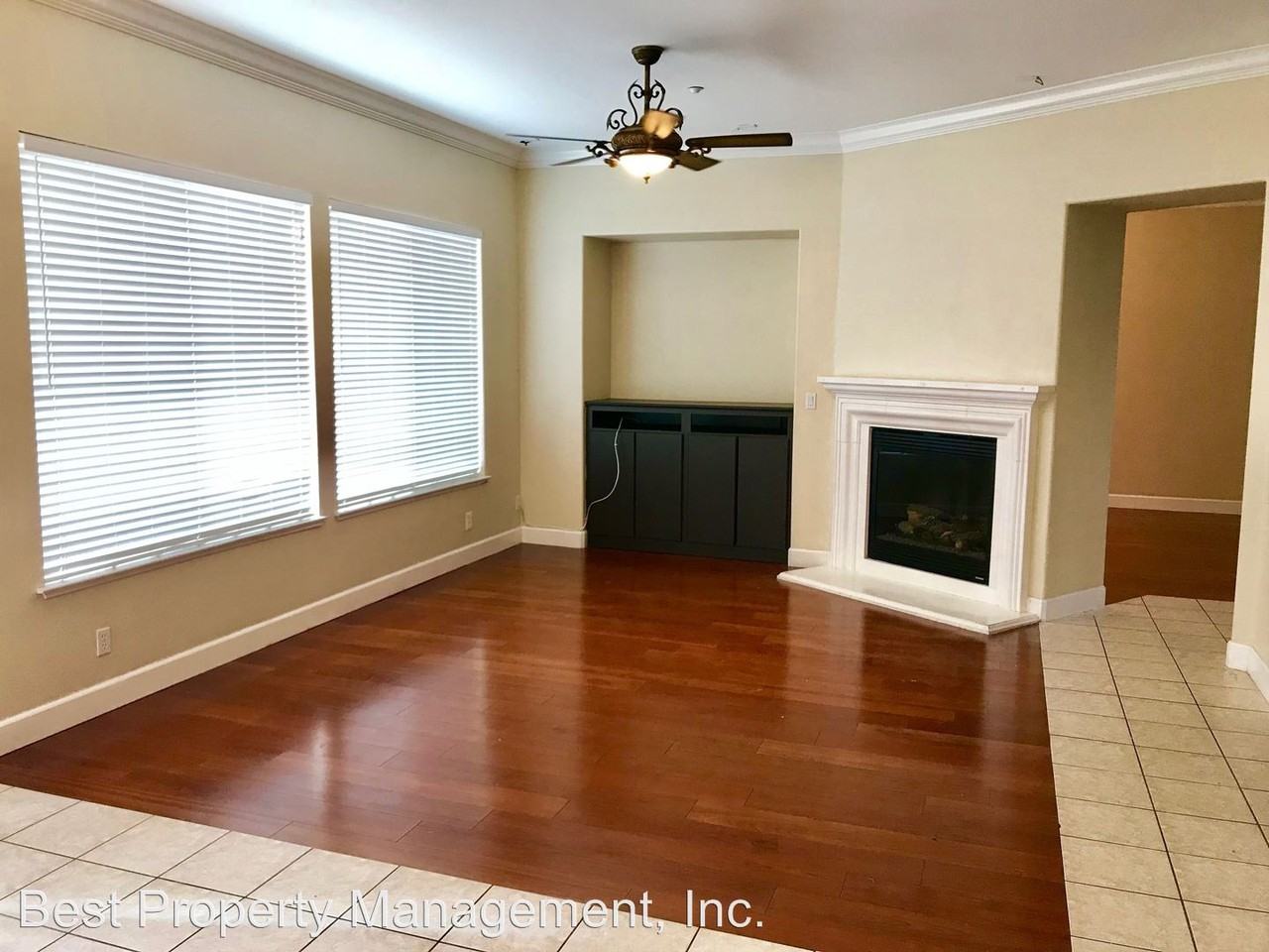 2208 Thomas Ct - Photo 3 of 30