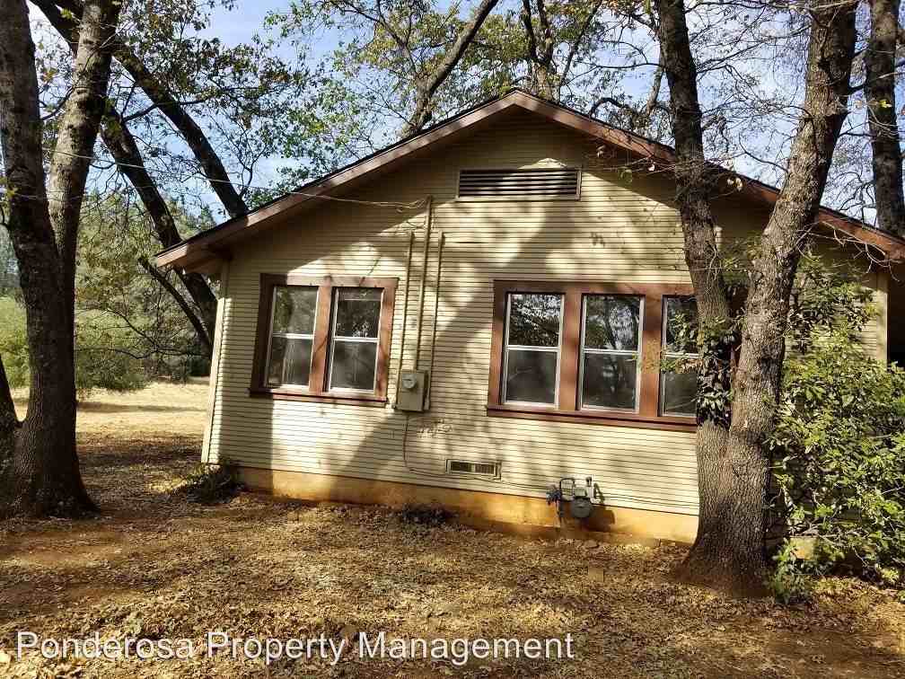 687 Roe Rd - Photo 2 of 4