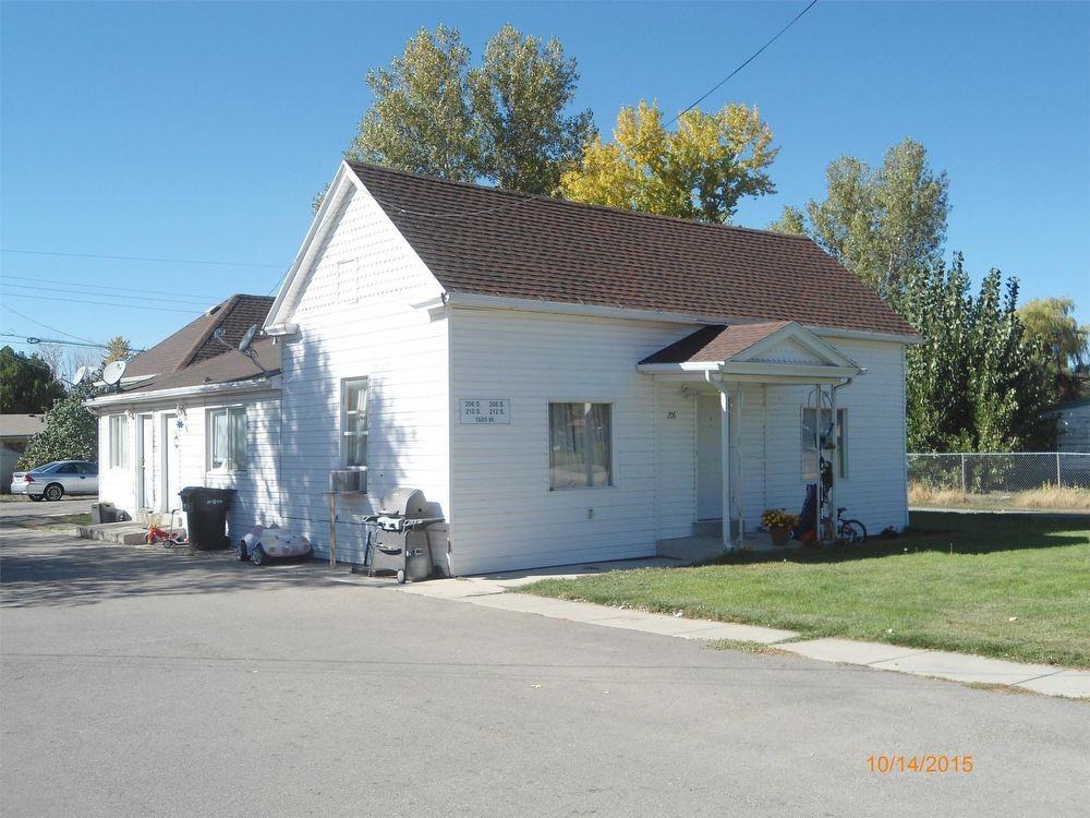 212 S 1600 W St - Photo 2 of 2