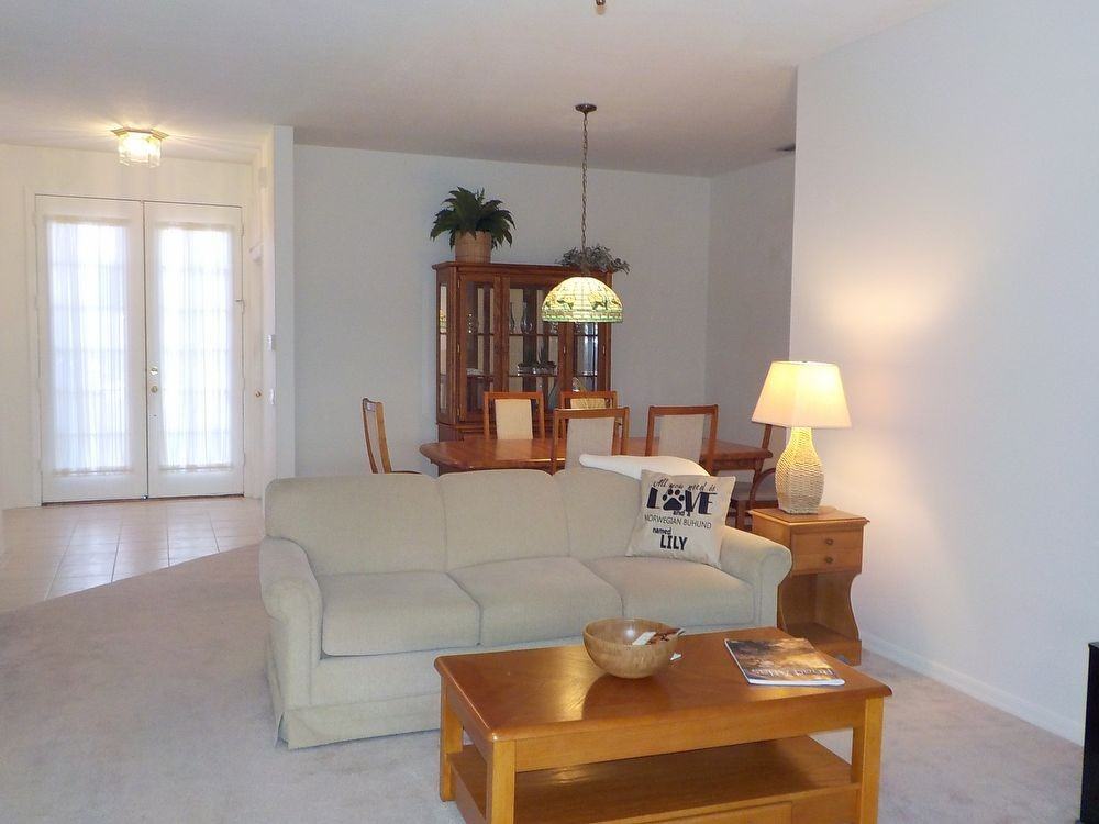 4338 Summertree Rd - Photo 2 of 22