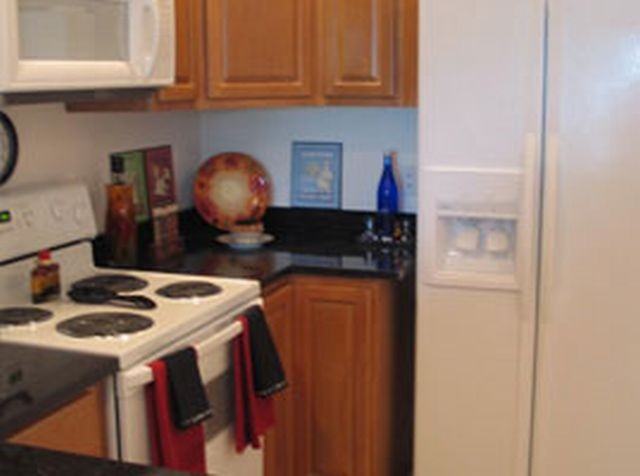 315 Central St - Photo 2 of 7