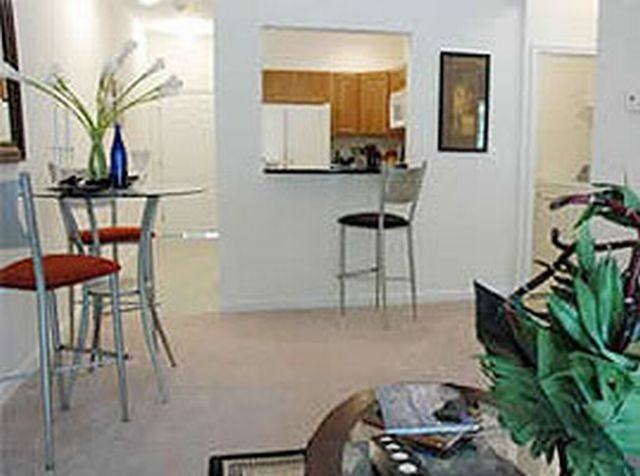 315 Central St - Photo 3 of 7