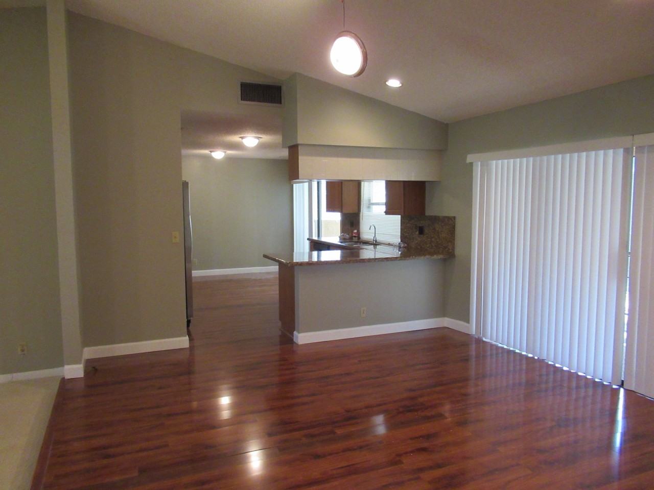 7008 NW 49th Ct - Photo 3 of 18