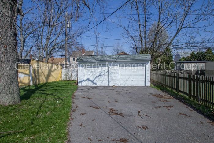 4377 Ingleside Rd - Photo 3 of 24