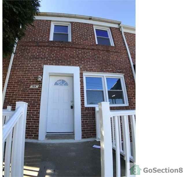 1014 Cooks Ln - Photo 2 of 14