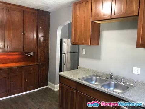 4336 46th Ave S - Photo 2 of 11