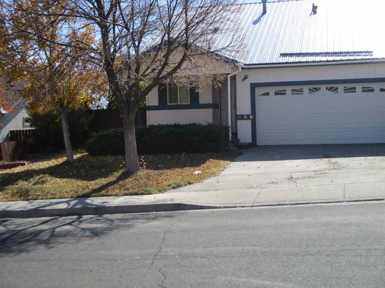 665 W National Ave - Photo 2 of 6