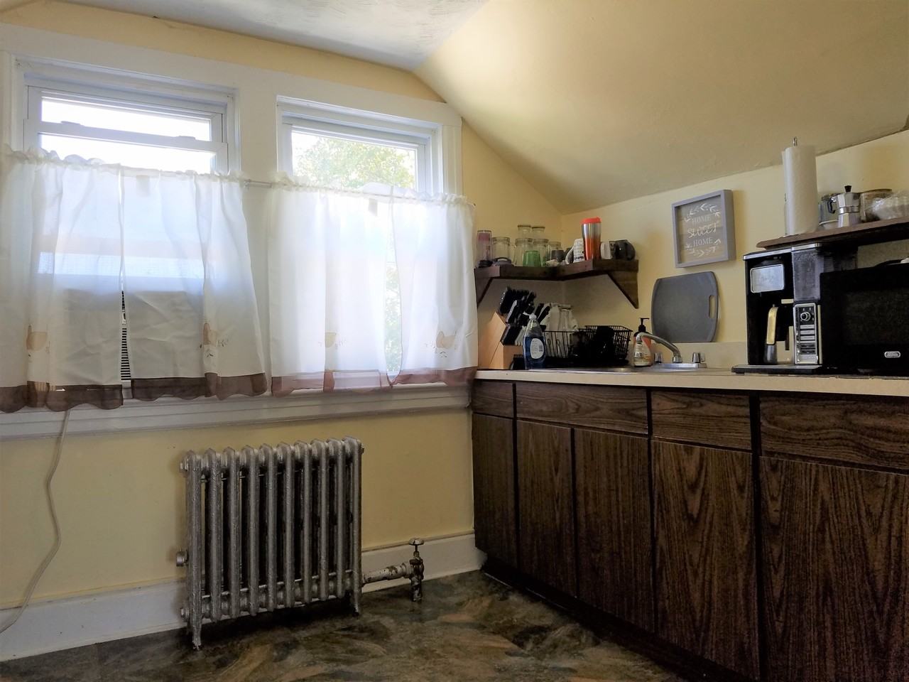 148 Bismark Ave #3rdFL - Photo 2 of 14