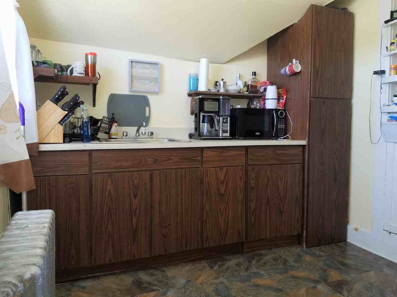 148 Bismark Ave #3rdFL - Photo 3 of 14