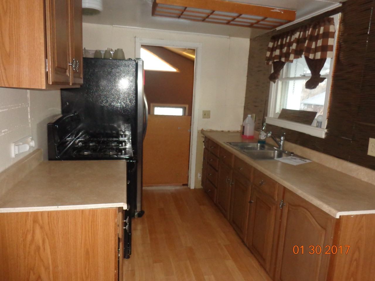 20 W South St - Photo 2 of 7