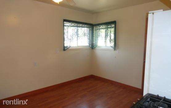 11905 Eileen Ave - Photo 3 of 13