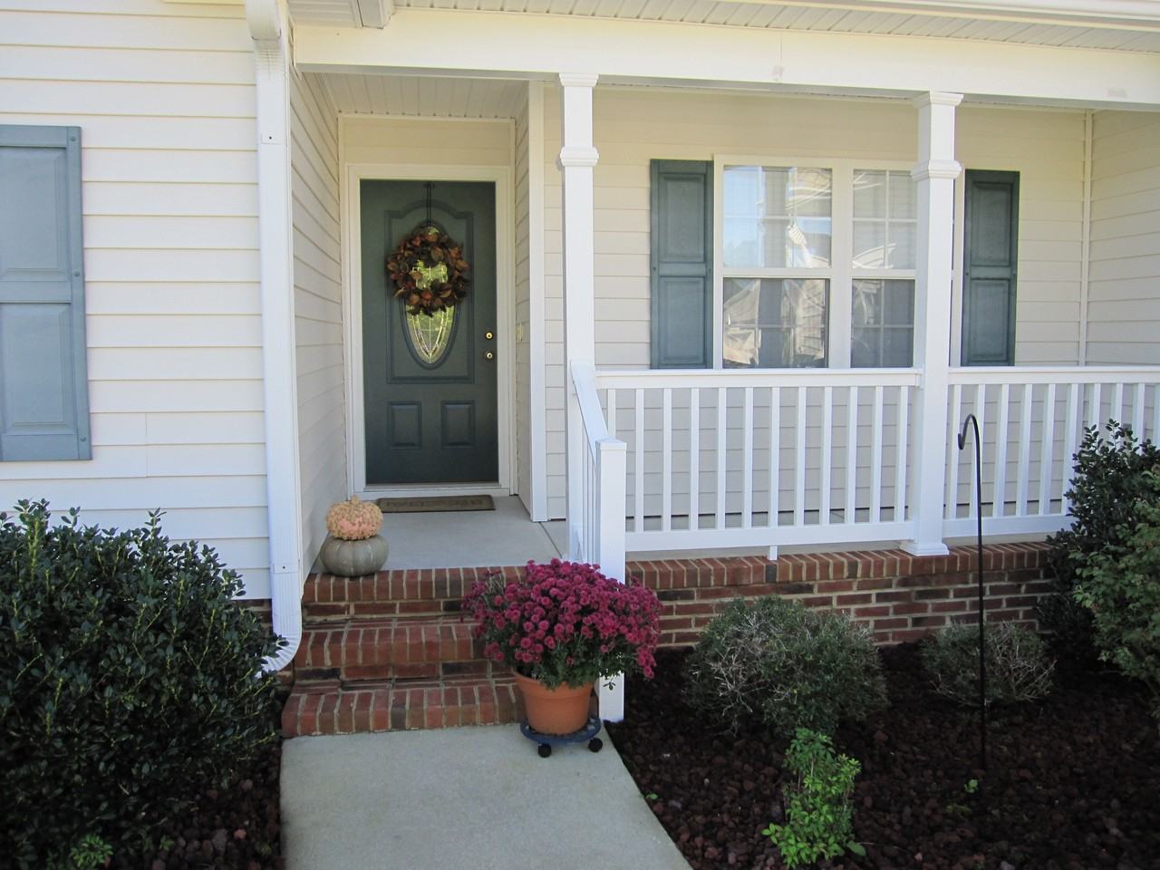 101 Delanie Way - Photo 3 of 30