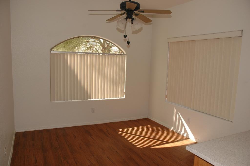 2164 E Creedance Blvd - Photo 2 of 9