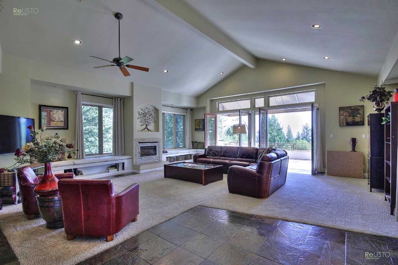 140 Marigold Ln - Photo 3 of 18