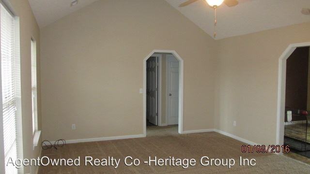 2760 Amidala Ln - Photo 2 of 10