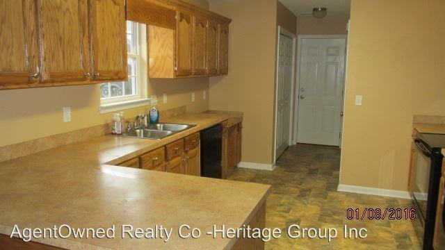 2760 Amidala Ln - Photo 3 of 10