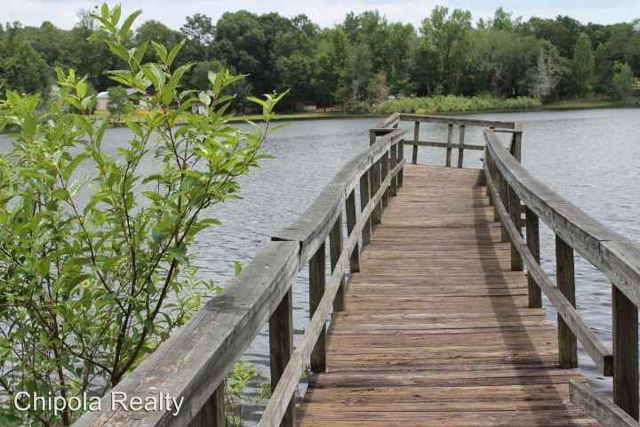 1429 Blue Lake Rd - Photo 3 of 17