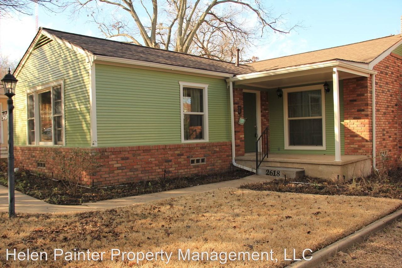 2618 Stadium Dr - Photo 2 of 24